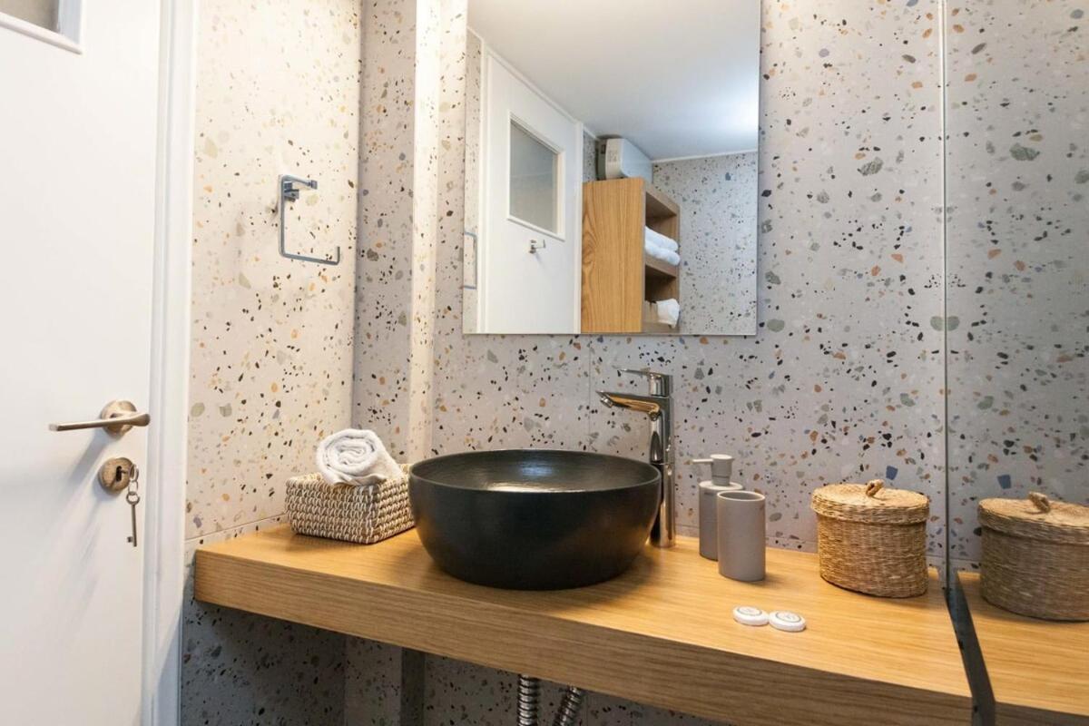 Pagrati Urban Oasis Getaway 2Bd Apt With Balcony Atenas Exterior foto